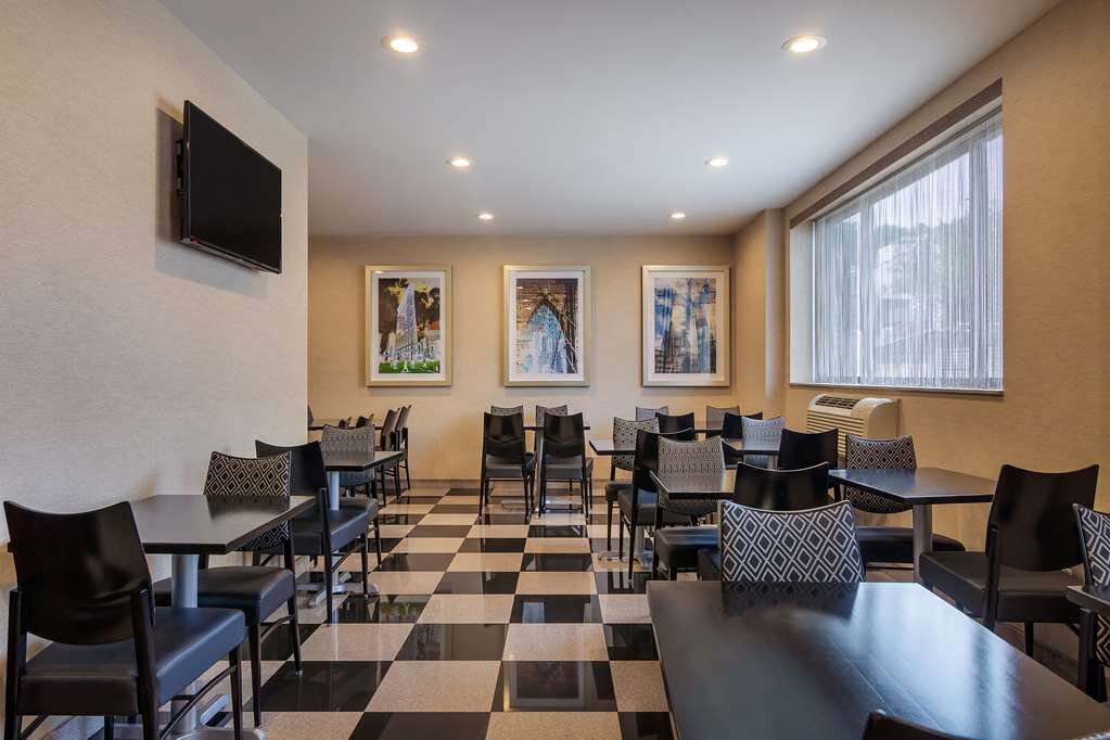 Hotel photo 33 of Best Western Plus Plaza Hotel.