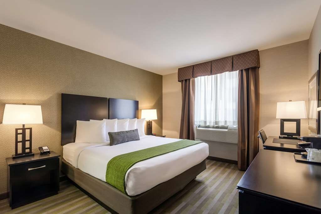 Hotel photo 42 of Best Western Plus Plaza Hotel.