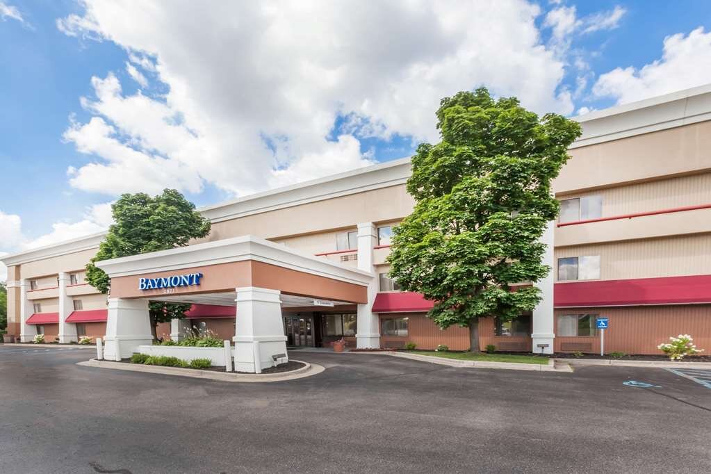 Hotel photo 15 of Baymont by Wyndham Grand Rapids Airport.