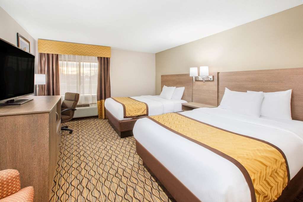 Hotel photo 31 of Baymont by Wyndham Grand Rapids Airport.