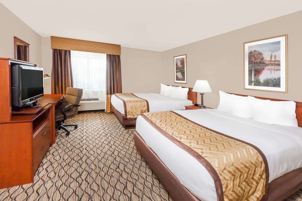 Hotel photo 7 of Baymont by Wyndham Grand Rapids Airport.
