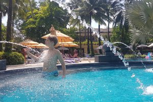 Piscine et plage