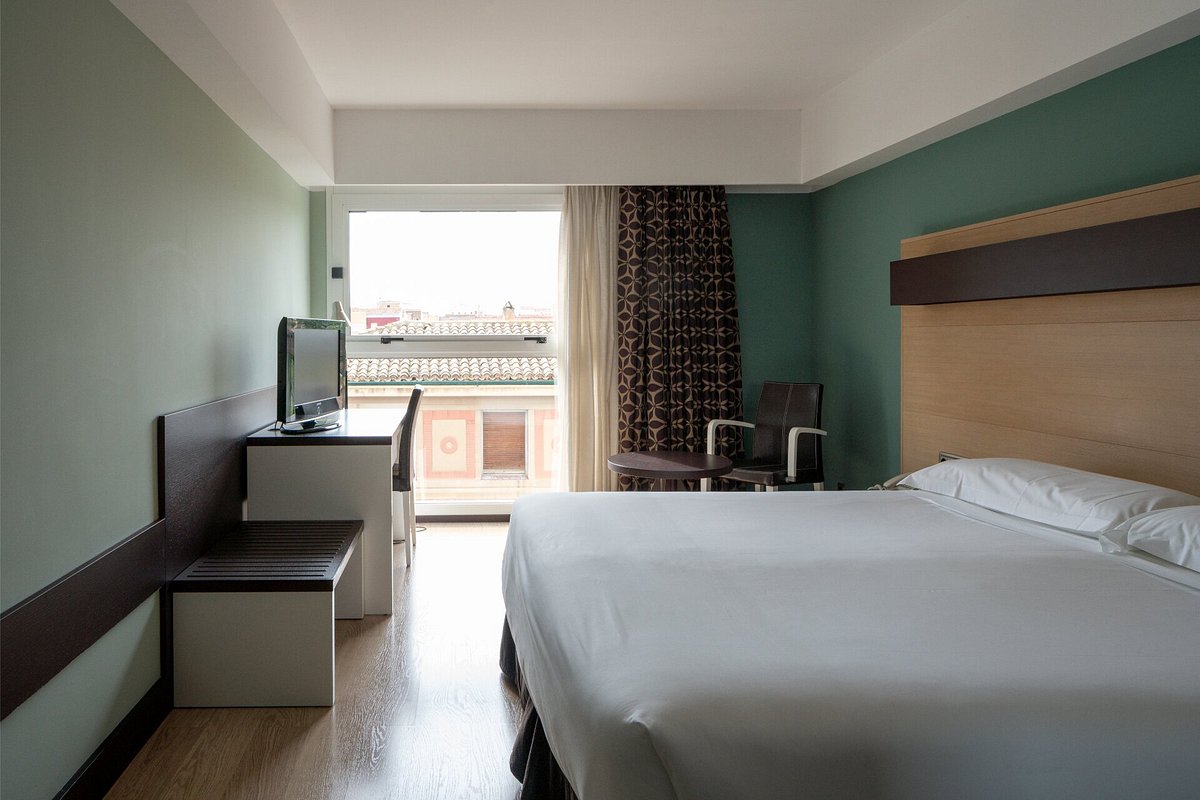 Hotel Ciudad de Logroño, hotel en Logroño