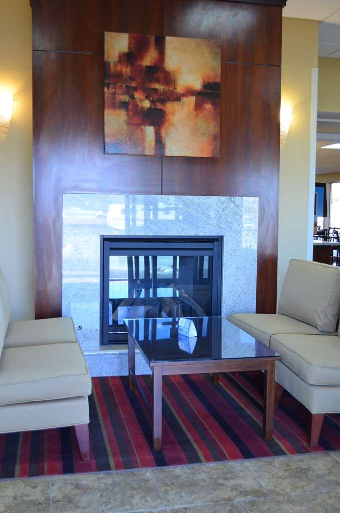 Hotel photo 23 of SureStay Hotel by Best Western Tehachapi.