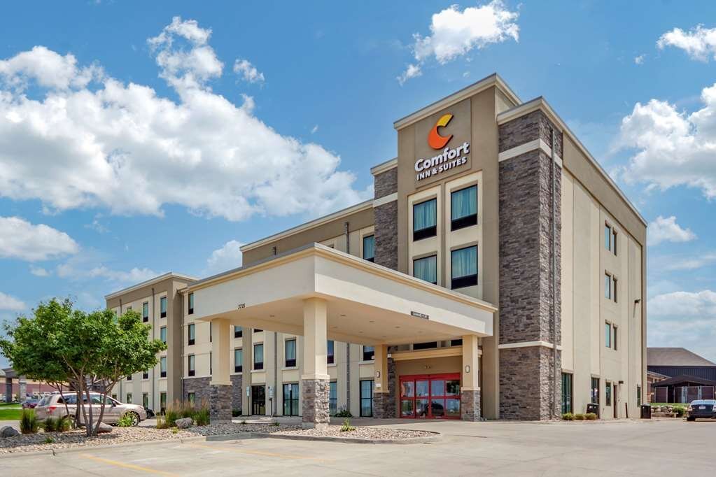 COMFORT INN & SUITES - AVERA SOUTHWEST - Updated 2024 Prices & Hotel ...