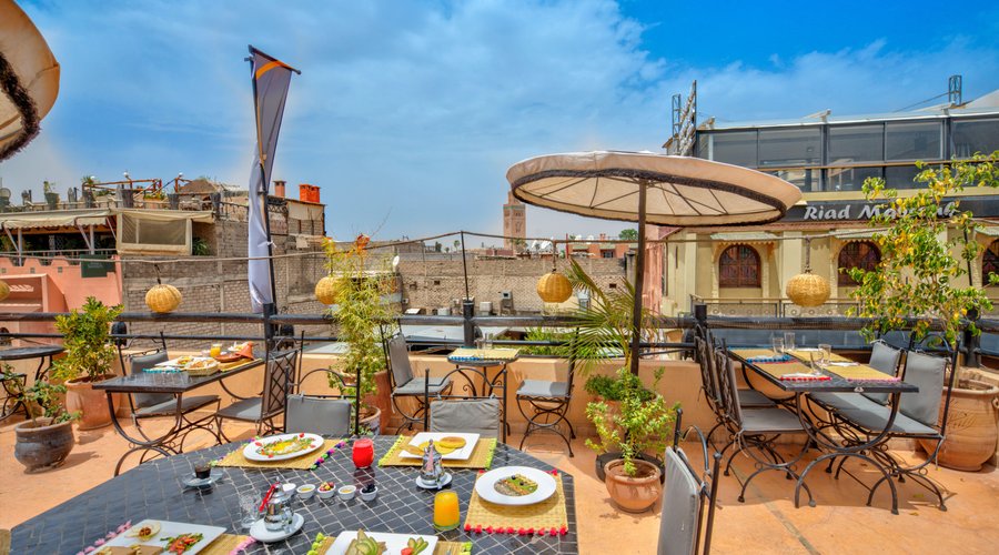 Al khayma offers a brunch with 8 different combos everyday
