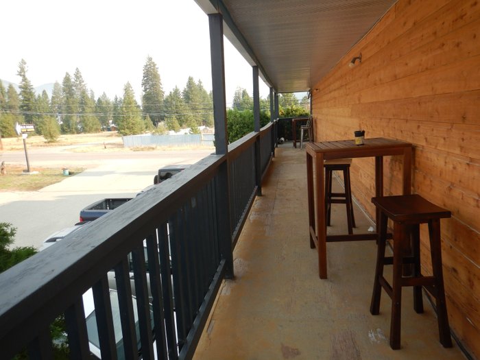 CHRISTINA LAKE MOTEL AND RV PARK $78 ($̶8̶9̶) - Updated 2023 Prices &  Reviews - British Columbia