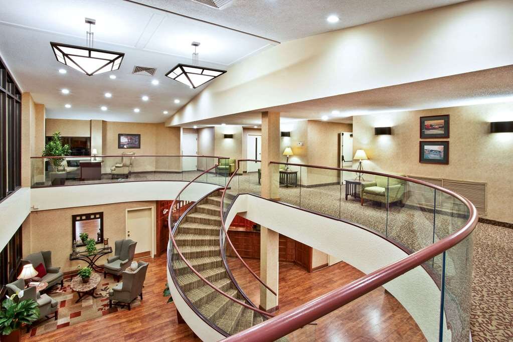 Hotel photo 17 of Baymont by Wyndham Knoxville/Cedar Bluff.