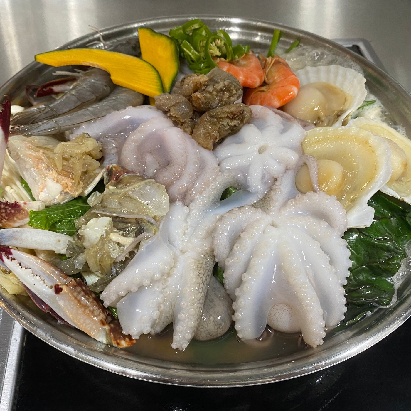 봉창이 해물 샤브 칼국수, Gangneung - Restaurant Reviews, Photos & Phone Number - Tripadvisor