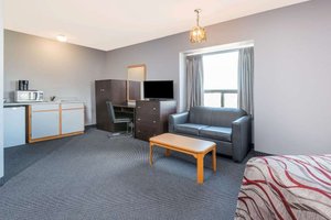 Room & Suite