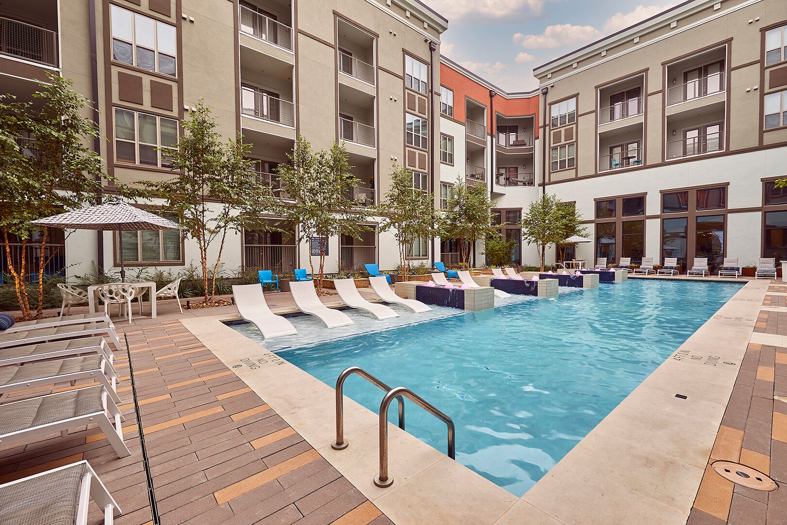 TRINITY WATERSIDE CONDOS BY BARSALA Lodging Reviews Fort Worth TX