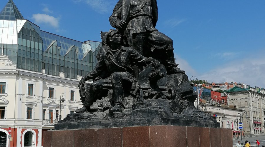 Памятник