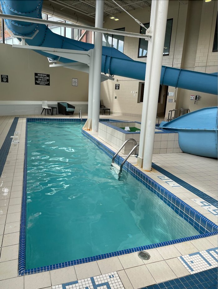 Delta Hotels Dartmouth Pool: Pictures & Reviews - Tripadvisor