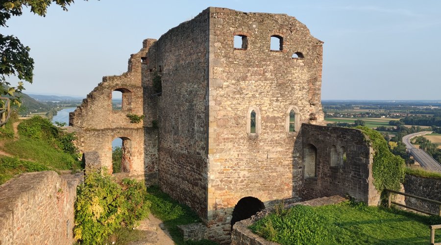Hauptburg