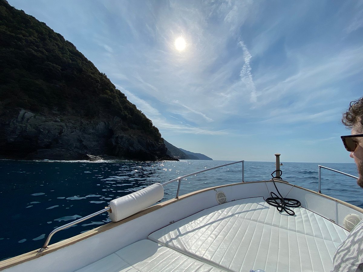 cinque terre dal mare boat tours