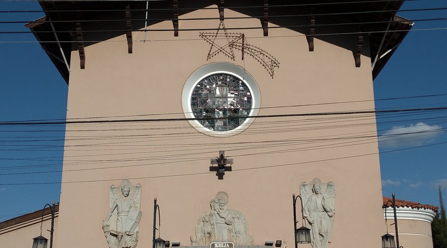 Frente da igreja