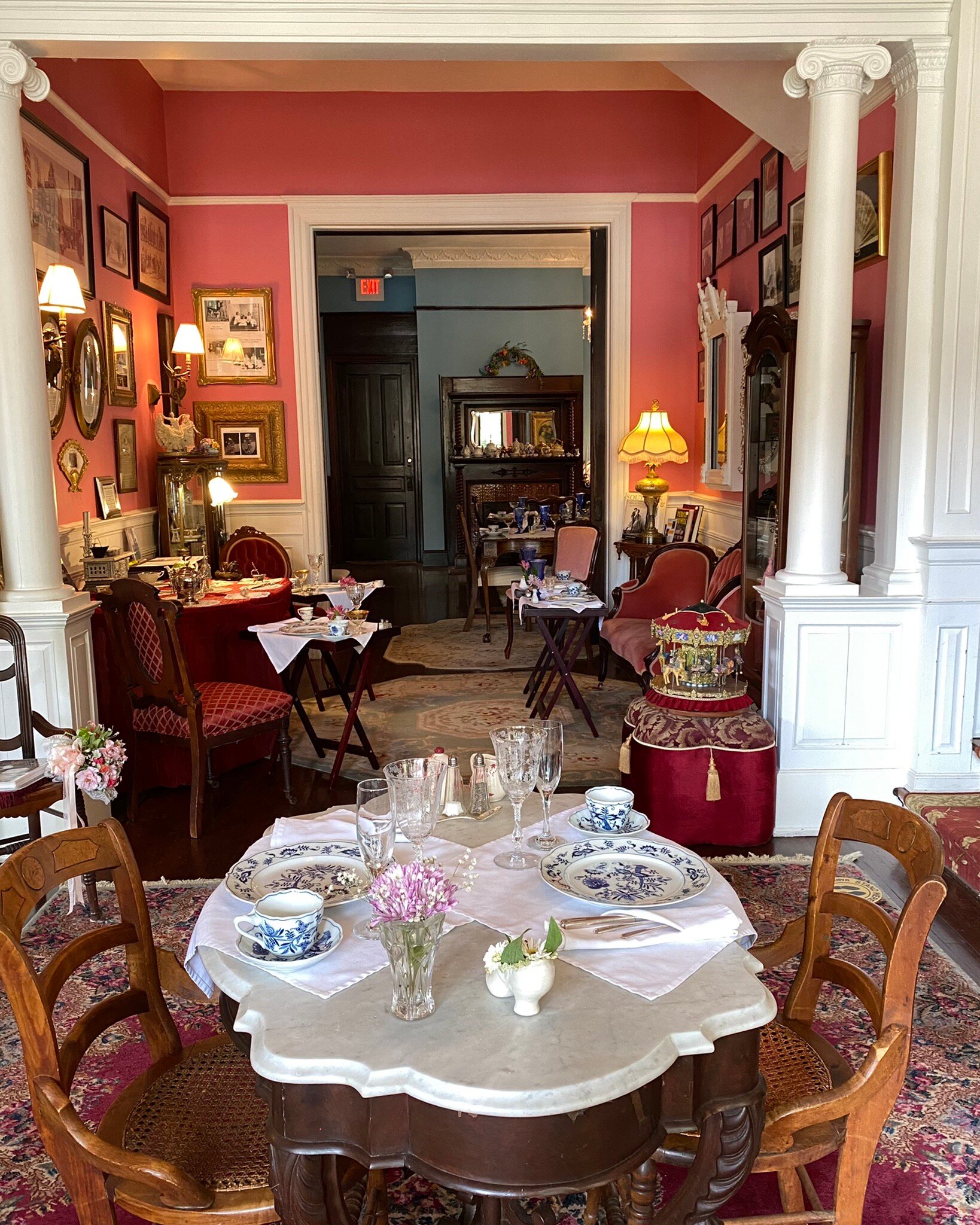 HASSINGER DANIELS MANSION BED AND BREAKFAST (Birmingham) - B&B Reviews ...