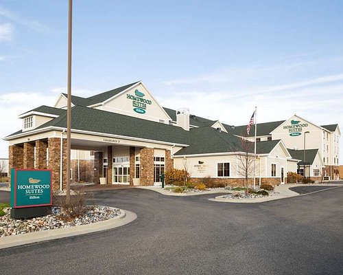 hotels near ada mn