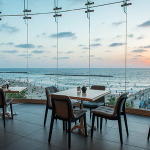 Herods Tel Aviv Lobby Dpi