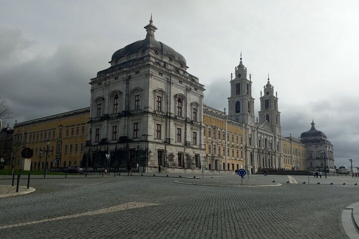 PORTUGAL - Entre Sintra e Óbidos tem Mafra no caminho.