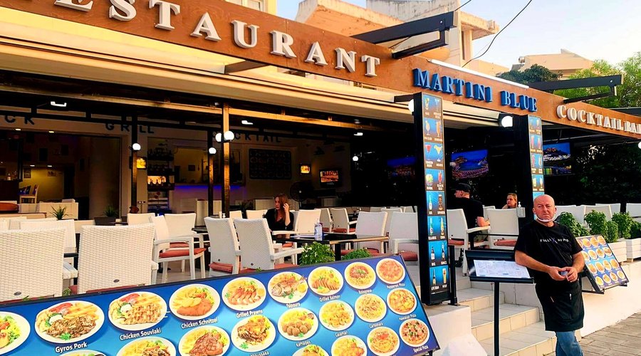 Welcome to Martini Blue Restaurant & Cocktail Bar