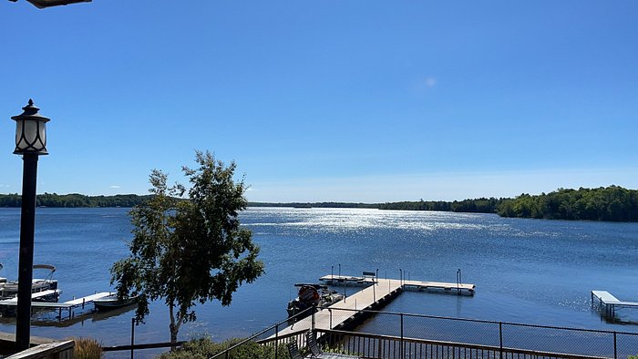 A Fall Stay at Ruttger's Bay Lake Lodge, Minnesota - The