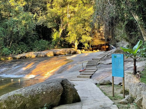 Praia do Viana é urbana e tem águas claras, mornas e tranquilas. É ideal  para crianças e quem busca tranquilidade. - Picture of Ilhabela, State of  Sao Paulo - Tripadvisor