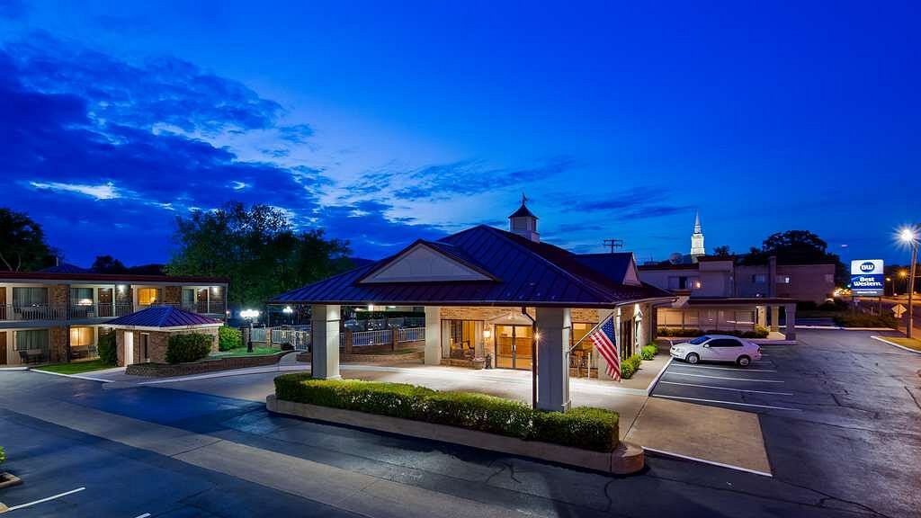 Best Western Winners Circle, Hot Springs bölgesinde otel