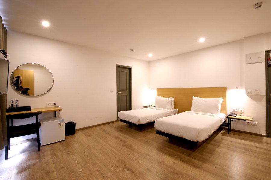 Hotel Downtown (gandhinagar, Gujarat) - Hotel Reviews & Photos 