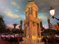 The Hopeful Traveler: Paris Las Vegas Hotel: Shopping on Le Boulevard