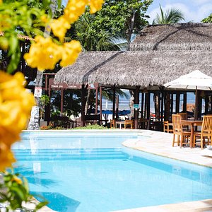 PISCINA EXCLUSIVA PARA HOSPEDES COM VISTA PARA O MAR ,AO LADO NO RESTAURANTE