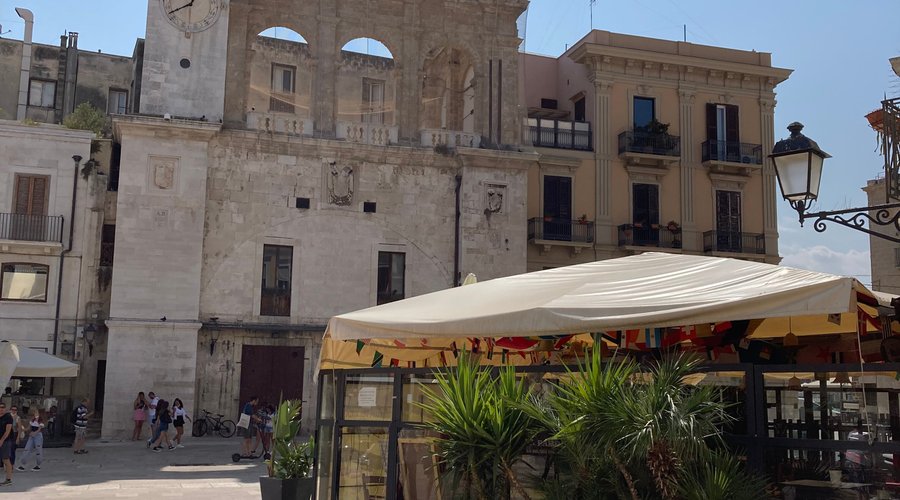 Bari