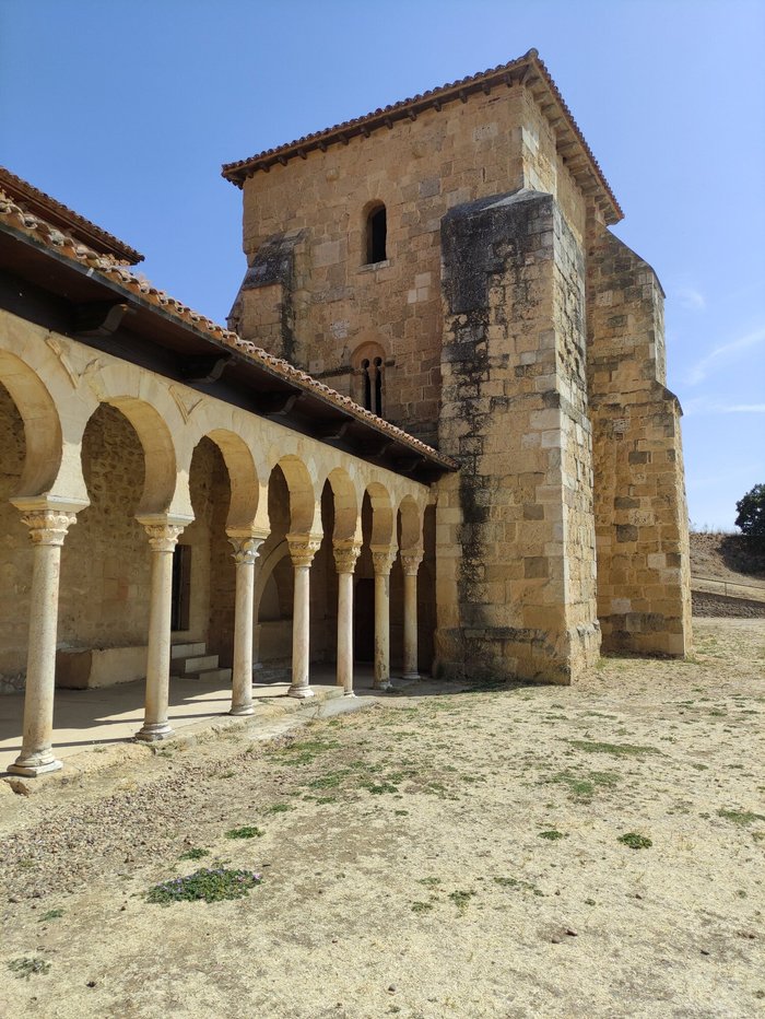 Imagen 2 de Monasterio de San Miguel de Escalada