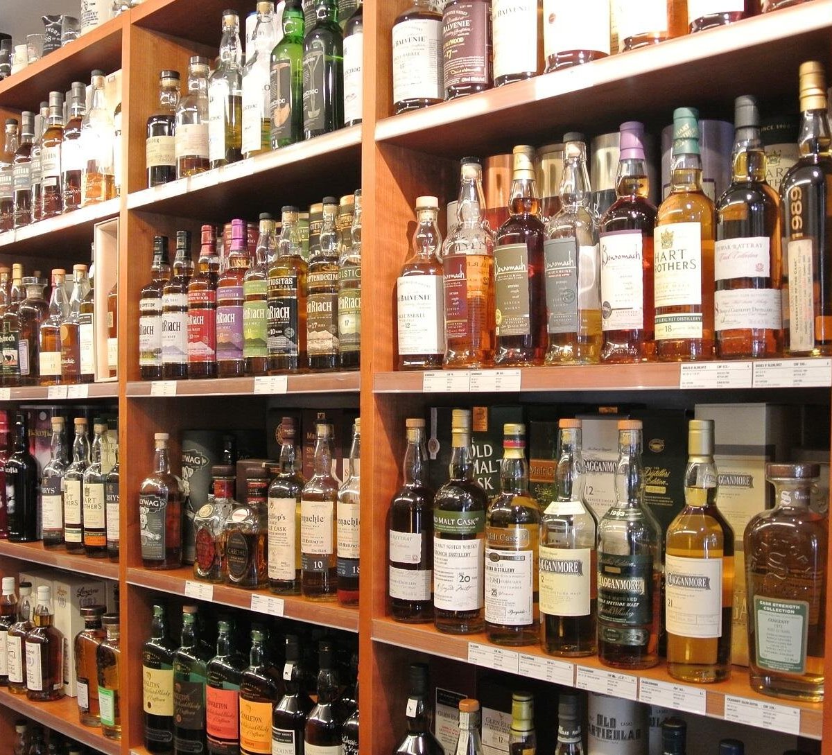 THE SINGLE MALT SHOP (Murten) - All You Need to Know BEFORE You Go