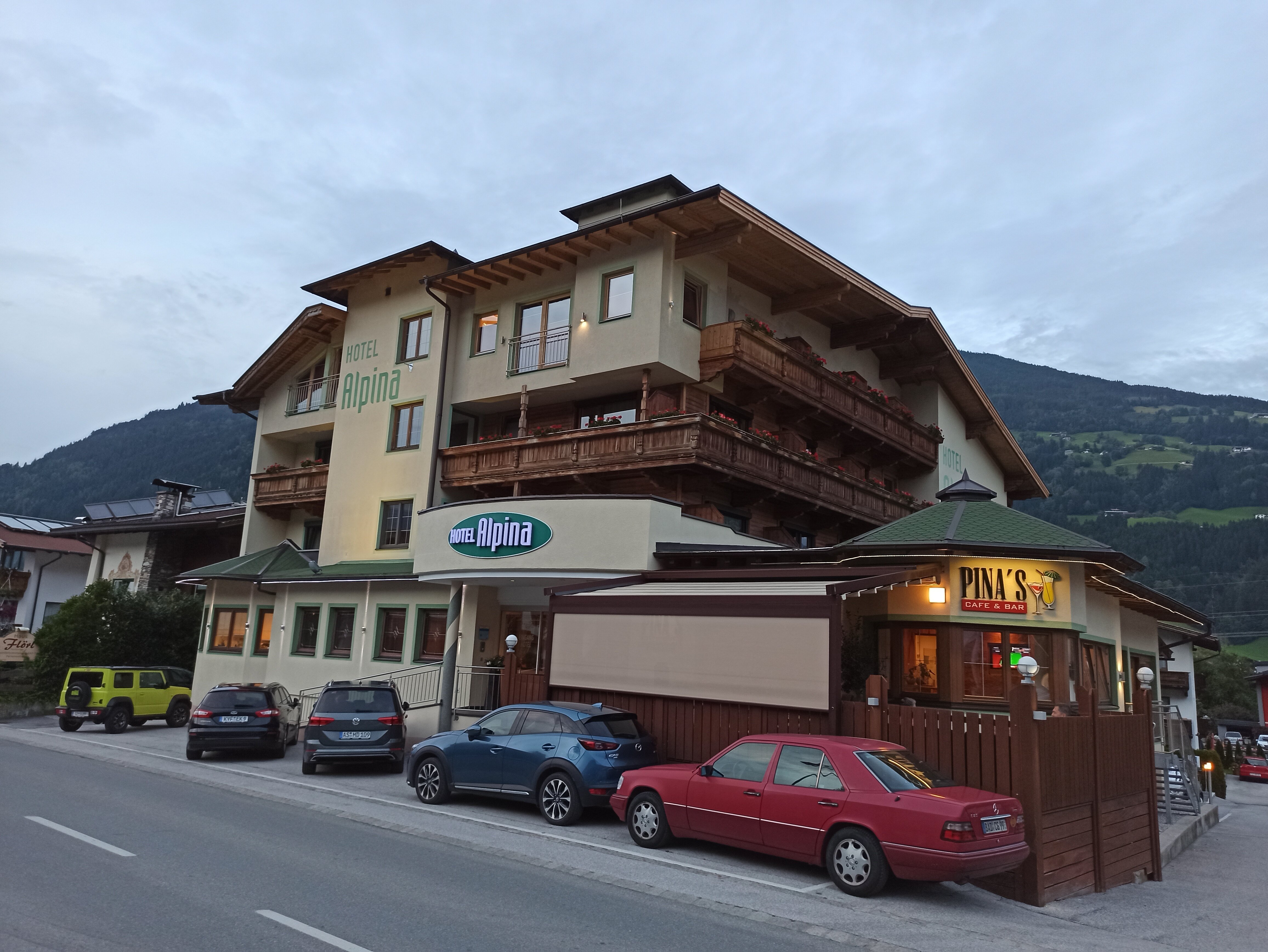 HOTEL ALPINA $125 ($̶1̶4̶4̶) - Prices & Reviews - Austria/Ried Im Zillertal