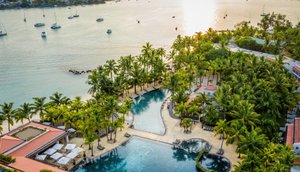 Mauricia Beachcomber Resort & Spa in Mauritius, image may contain: Hotel, Resort, Pool, Outdoors