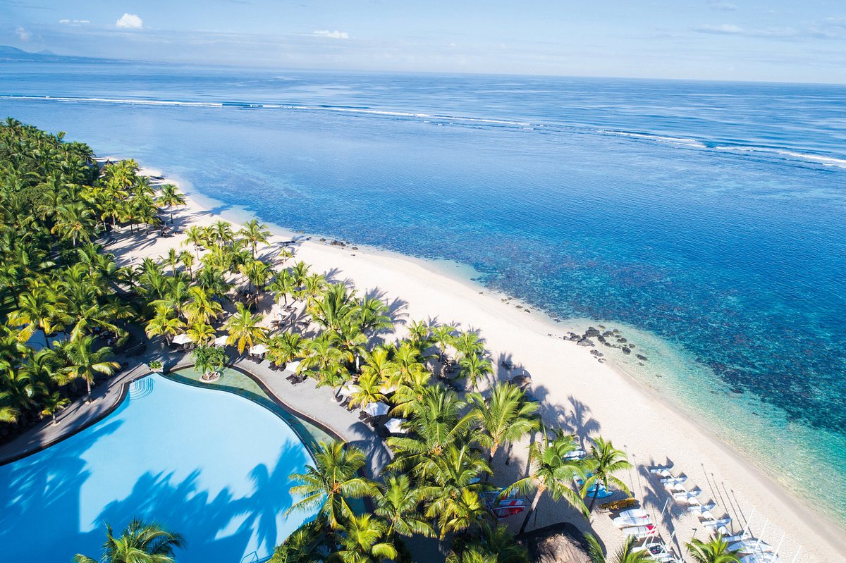 Victoria Beachcomber Resort &amp; Spa, hotel in Mauritius