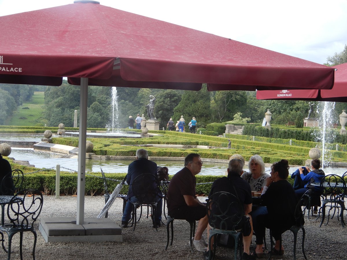 The Water Terrace cafe and champagne bar Blenheim Palace, Woodstock ...