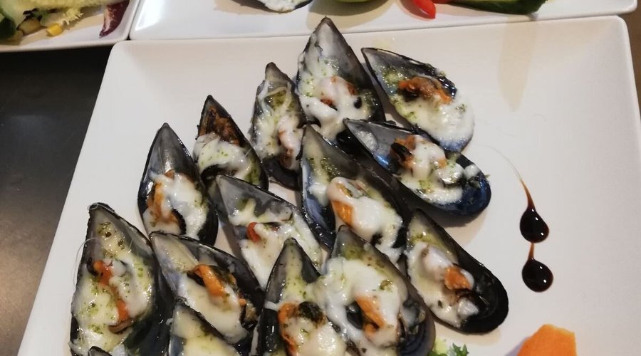 Mejillones gratinados con queso 