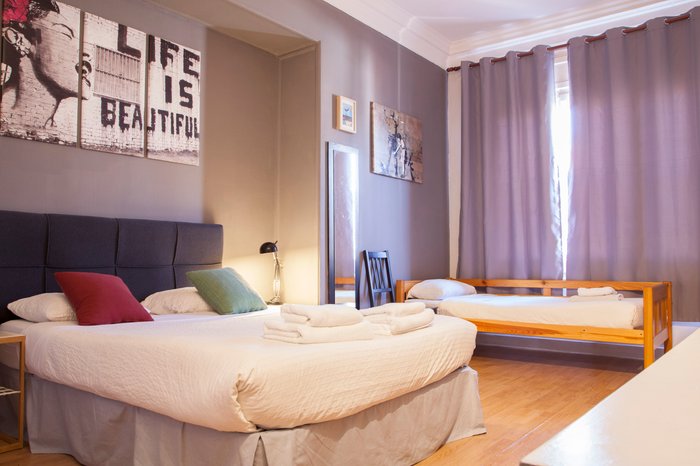 Imagen 2 de WOW! Hostel Barcelona