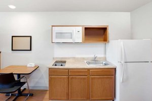 Room & Suite