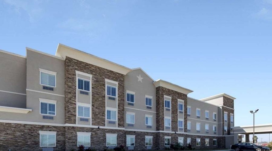 Hotel near popular attractions