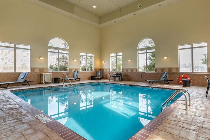 Comfort Suites Pool: Pictures & Reviews - Tripadvisor