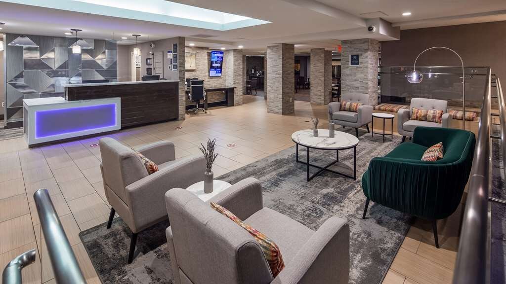 BEST WESTERN PLUS RALEIGH CRABTREE VALLEY HOTEL $103 ($̶1̶4̶1̶ ...