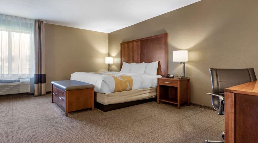 Guest room with king bed(s)
