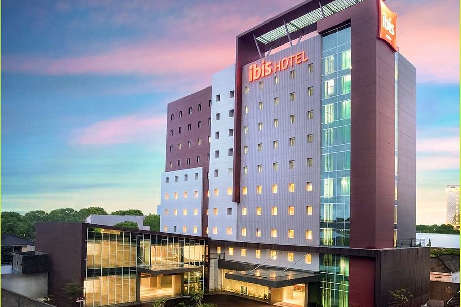 IBIS MAKASSAR CITY CENTER - Updated 2022 Prices & Hotel Reviews (Indonesia)