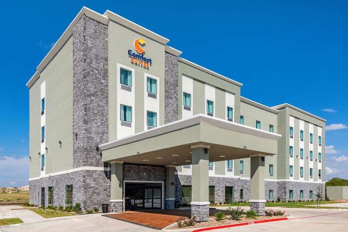 COMFORT SUITES DESOTO DALLAS SOUTH $89 ($̶1̶0̶2̶) - Updated 2023 Prices ...