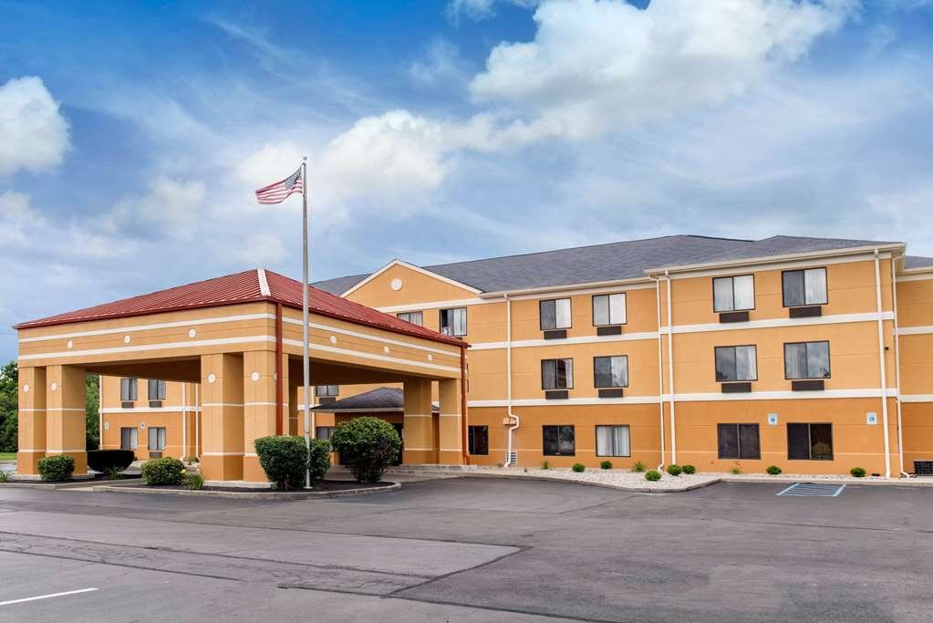 QUALITY INN SUITES Updated 2024 Reviews Photos Prices   Hotel Exterior 