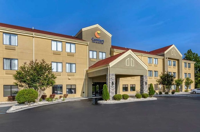 COMFORT INN & SUITES TROUTVILLE - ROANOKE NORTH / DALEVILLE $96 ...