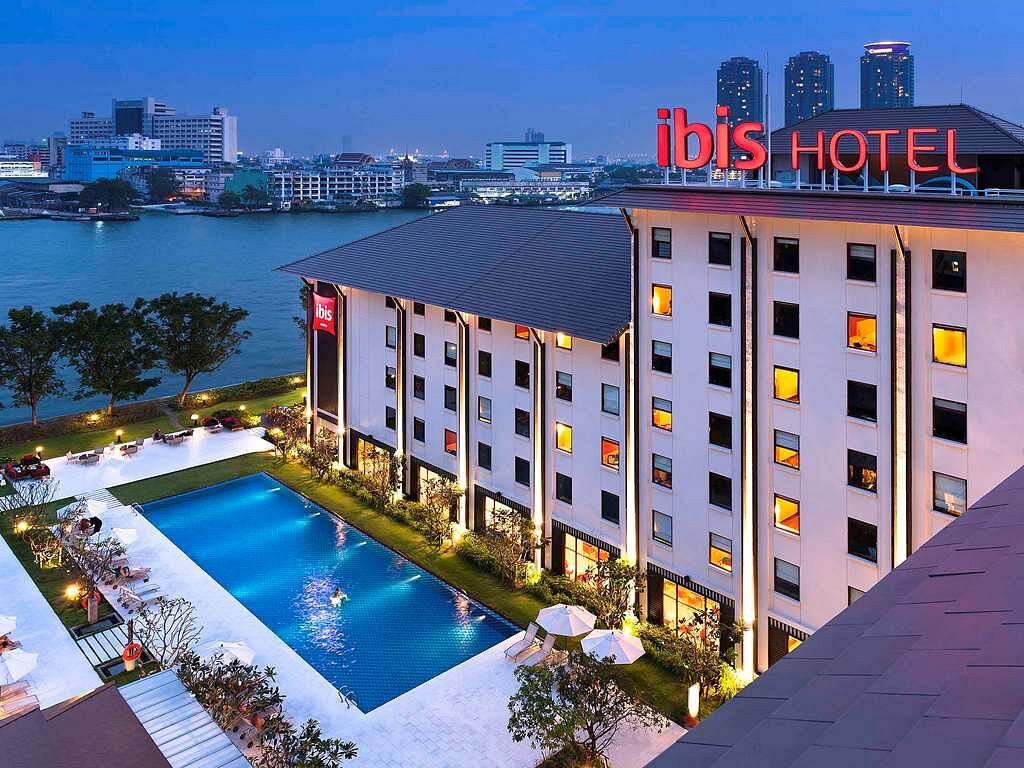 Ibis Bangkok Riverside, hotell i Bangkok